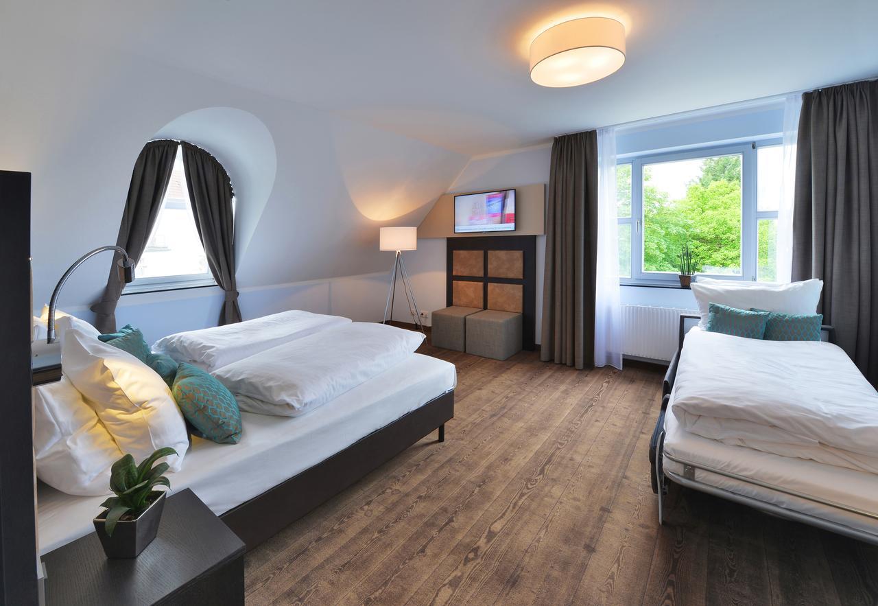 Uhu Gaestehaus Superior ケルン エクステリア 写真